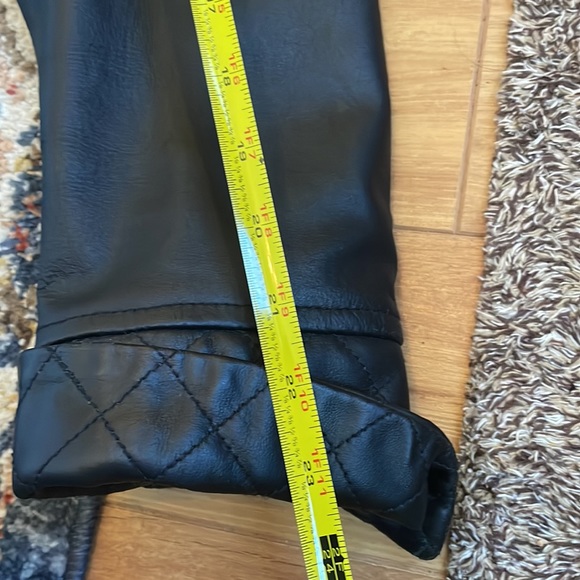 Women’s leather jacket. - Picture 10 of 11